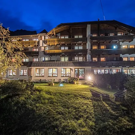 Hotel Gletscherblick 4*