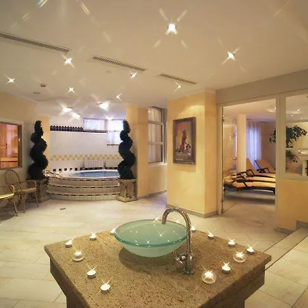 Hotel Gletscherblick 4*