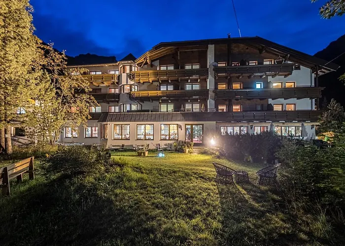 Hotel Gletscherblick 4*